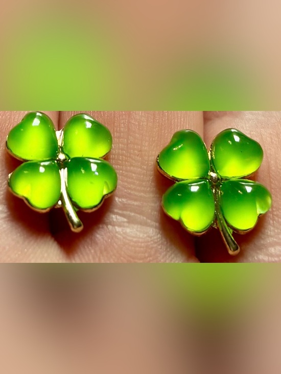 Jewelry - 🍀 Green Lucky Four-Leaf Clover Stud Earrings with Gold-Tone